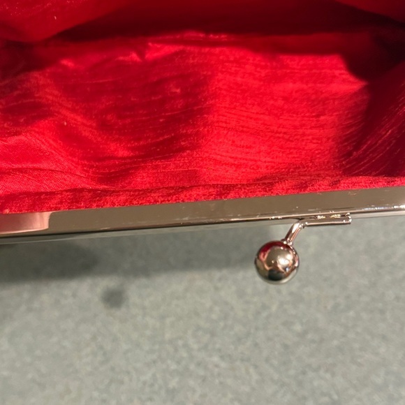 Elegant Reindeer Embroidered Clutch - Light Pink - Picture 3 of 5